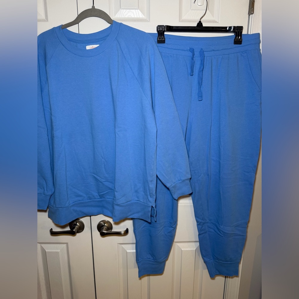 Colsie Blue Pullover Sweatsuit